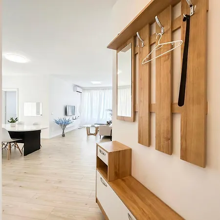 Pure & Intact 577 Durrës