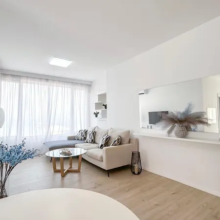 Pure & Intact 577 Durrës
