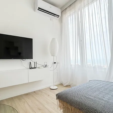 Pure & Intact 577 Durrës
